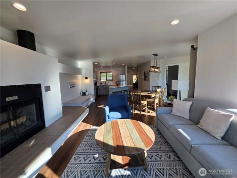 1 Lodge 640-o Manson WA 98831