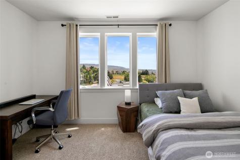 850 Autumn Crest Drive Wenatchee WA 98801