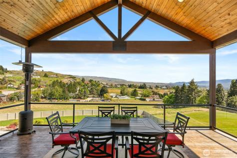 850 Autumn Crest Drive Wenatchee WA 98801