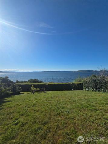 5498 Hyada Boulevard NE Tacoma WA 98422