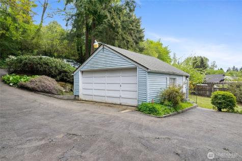 5498 Hyada Boulevard NE Tacoma WA 98422