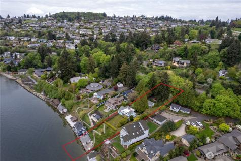 5498 Hyada Boulevard NE Tacoma WA 98422