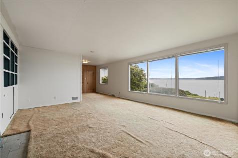 5498 Hyada Boulevard NE Tacoma WA 98422