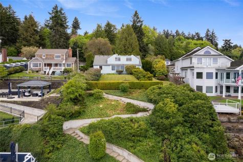 5498 Hyada Boulevard NE Tacoma WA 98422