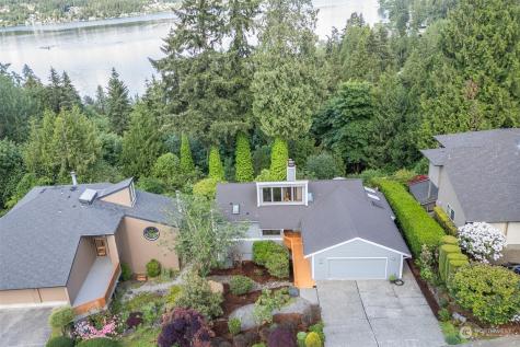 4044 171 Bellevue WA 98008