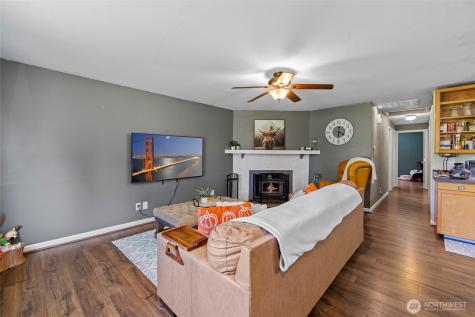583 Salal Street Oak Harbor WA 98277