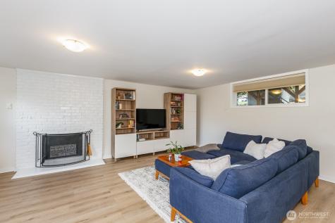 22803 66th Avenue W Mountlake Terrace WA 98043