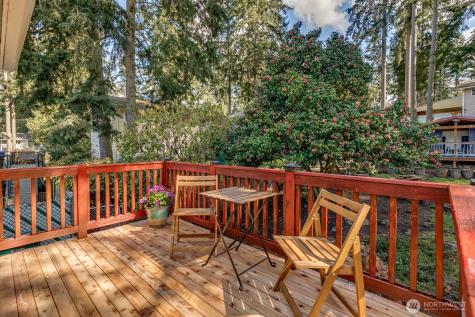 22803 66th Avenue W Mountlake Terrace WA 98043