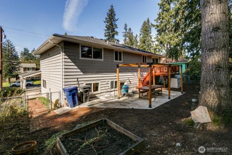 22803 66th Avenue W Mountlake Terrace WA 98043