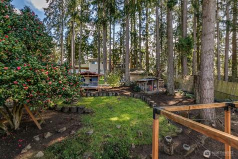 22803 66th Avenue W Mountlake Terrace WA 98043