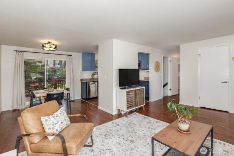 22803 66th Avenue W Mountlake Terrace WA 98043
