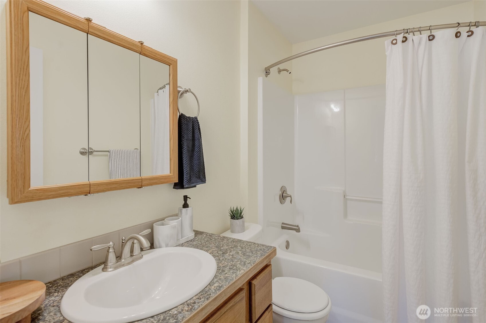 225 N Nile Avenue East Wenatchee WA 98802