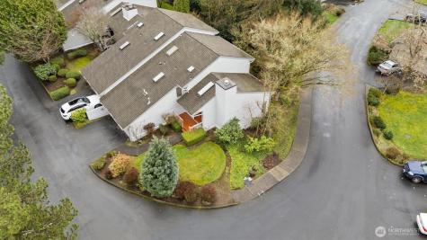 10 143rd Avenue SE Bellevue WA 98007