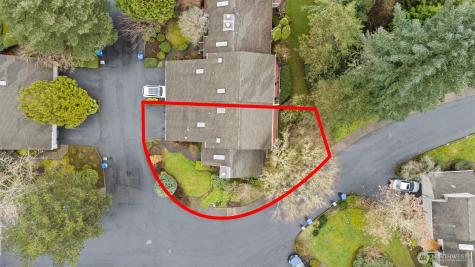 10 143rd Avenue SE Bellevue WA 98007