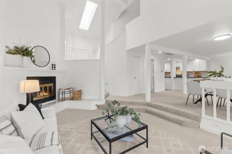 10 143rd Avenue SE Bellevue WA 98007