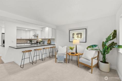 10 143rd Avenue SE Bellevue WA 98007