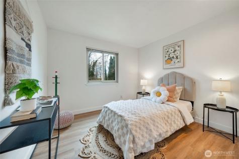 953 Field Avenue NE Renton WA 98059