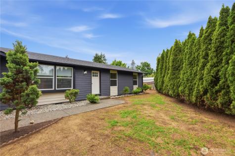 1303 Beach Avenue Marysville WA 98270