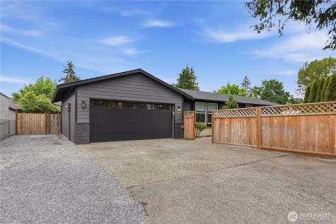 1303 Beach Avenue Marysville WA 98270