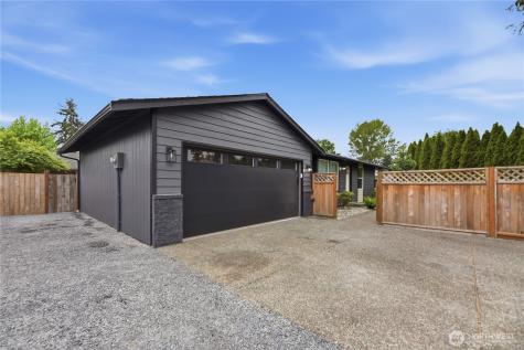1303 Beach Avenue Marysville WA 98270