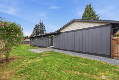 1303 Beach Avenue Marysville WA 98270