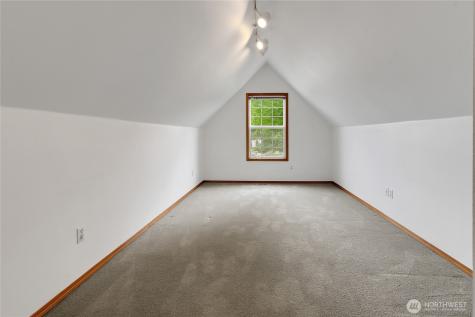 2113 12th Ave NW Puyallup WA 98371