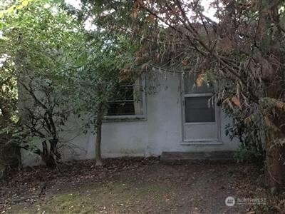 3511 NE 153rd Street Lake Forest Park WA 98155