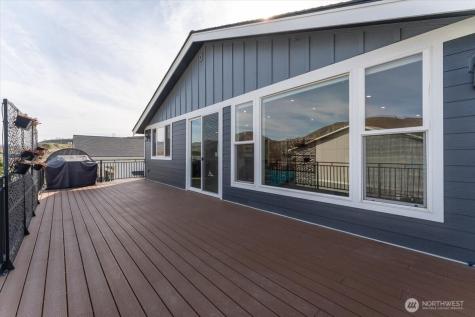 225 E Marine View Drive Orondo WA 98843
