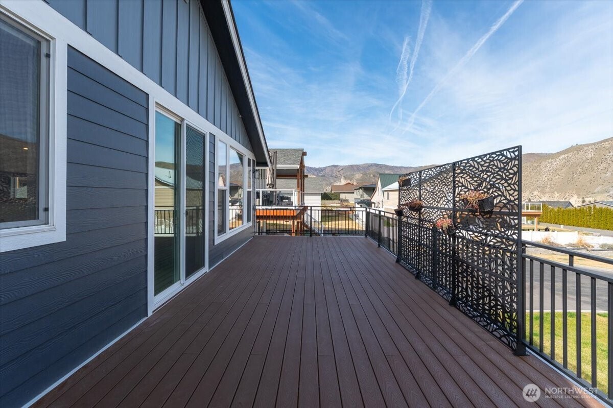 225 E Marine View Drive Orondo WA 98843