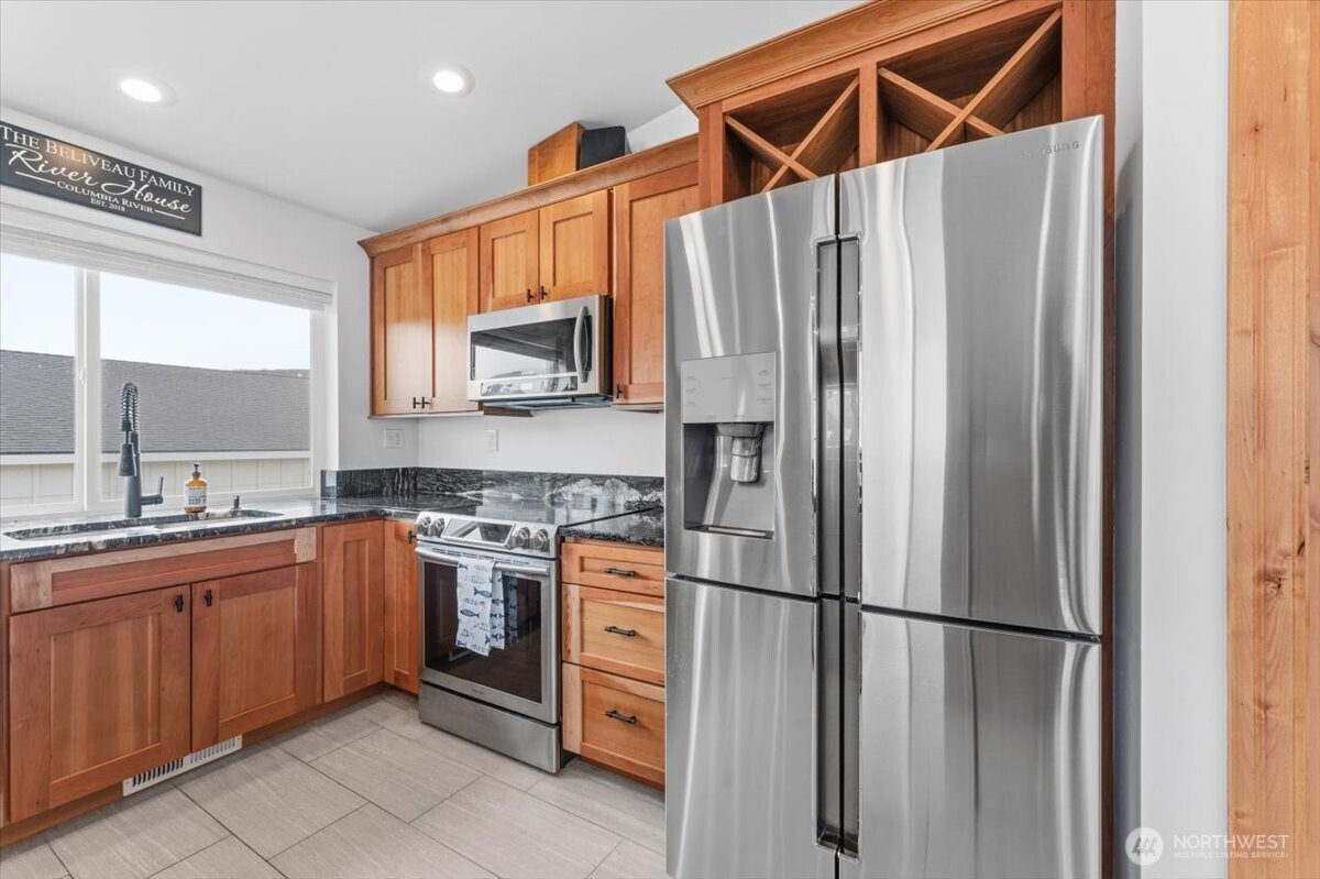 225 E Marine View Drive Orondo WA 98843