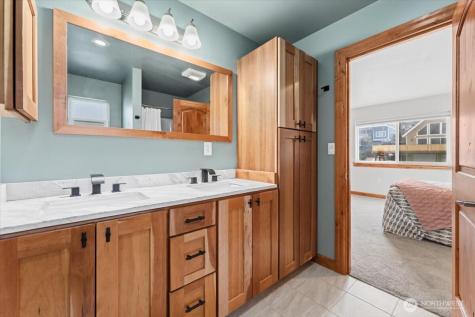 225 E Marine View Drive Orondo WA 98843