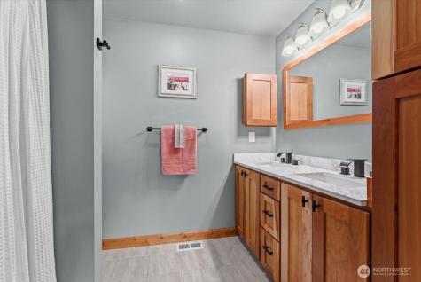 225 E Marine View Drive Orondo WA 98843