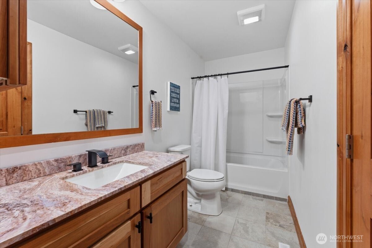225 E Marine View Drive Orondo WA 98843