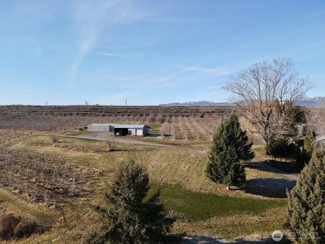 223 Old Riverside Highway Omak WA 98841