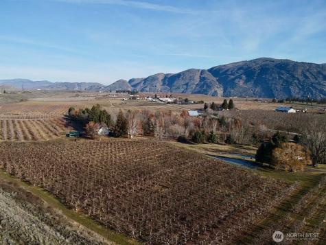 223 Old Riverside Highway Omak WA 98841