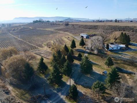 223 Old Riverside Highway Omak WA 98841