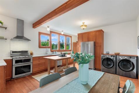 717 N 73rd Street Seattle WA 98103