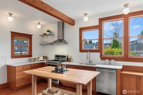 717 N 73rd Street Seattle WA 98103