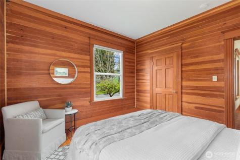 717 N 73rd Street Seattle WA 98103