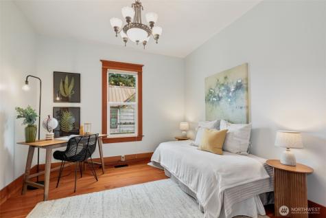717 N 73rd Street Seattle WA 98103