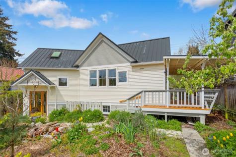 717 N 73rd Street Seattle WA 98103
