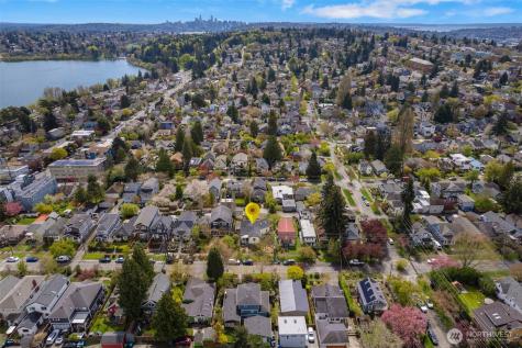 717 N 73rd Street Seattle WA 98103