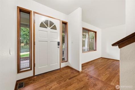 15931 22nd Avenue SW Burien WA 98166