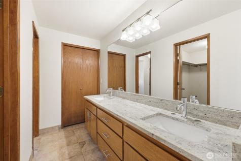 15931 22nd Avenue SW Burien WA 98166