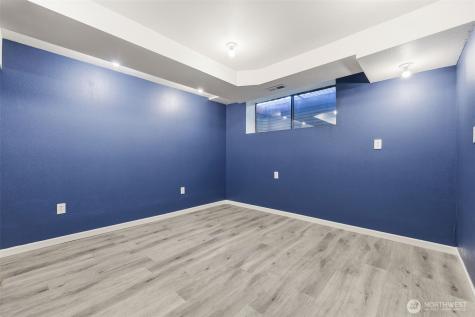 15931 22nd Avenue SW Burien WA 98166