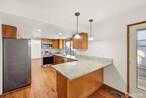 15931 22nd Avenue SW Burien WA 98166