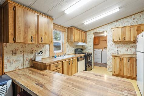107 Frostyrose Lane Glenoma WA 98336