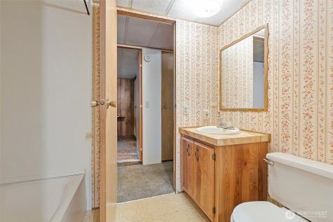 107 Frostyrose Lane Glenoma WA 98336