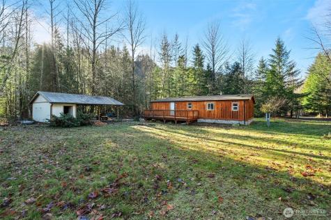 107 Frostyrose Lane Glenoma WA 98336