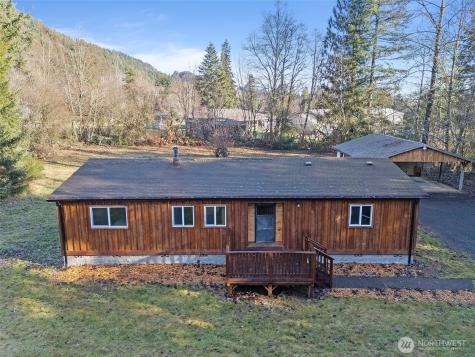 107 Frostyrose Lane Glenoma WA 98336